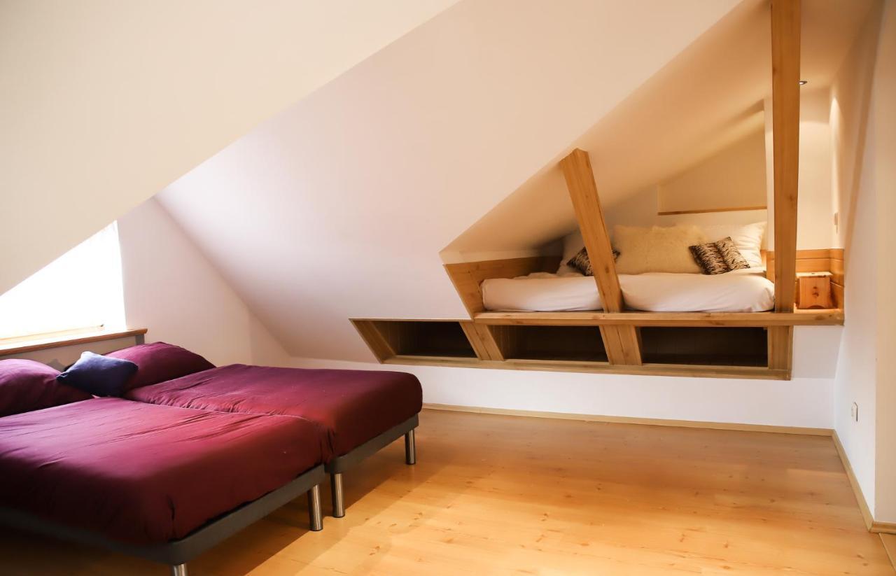 Lovely Apartment In City Center Of Jelenia Gora. Exterior foto